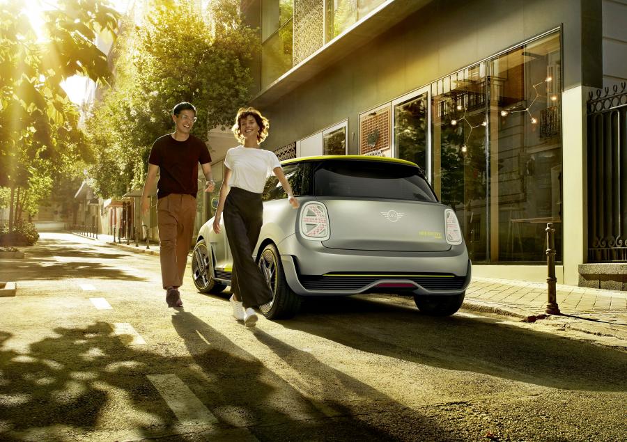  Mini Electric Concept 2017 года  (фото 33 из 47)